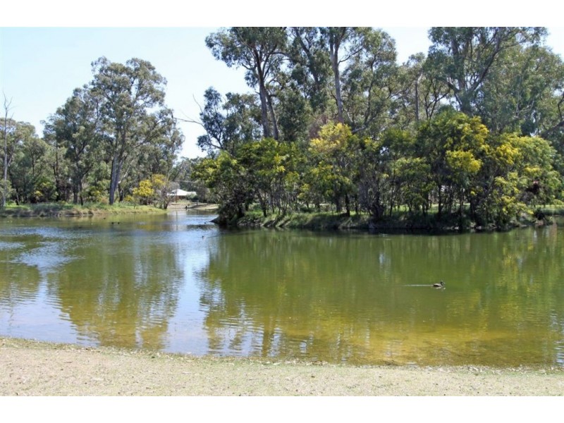 14 Hotspur Way, Greenfields WA 6210