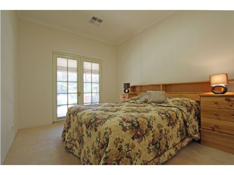 14 Hotspur Way, Greenfields WA 6210