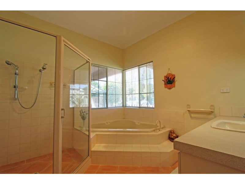 14 Hotspur Way, Greenfields WA 6210