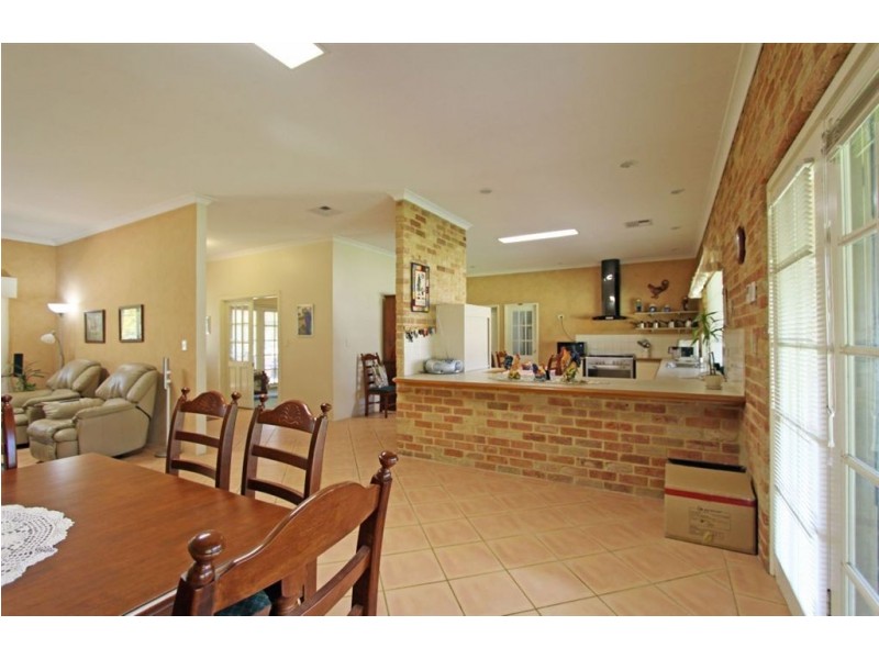 14 Hotspur Way, Greenfields WA 6210