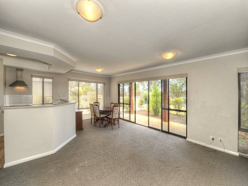 2/21 Bertram Street, Coodanup WA 6210