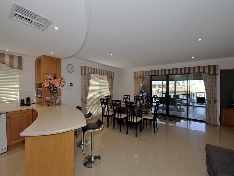 81 Avocet Island, Wannanup WA 6210