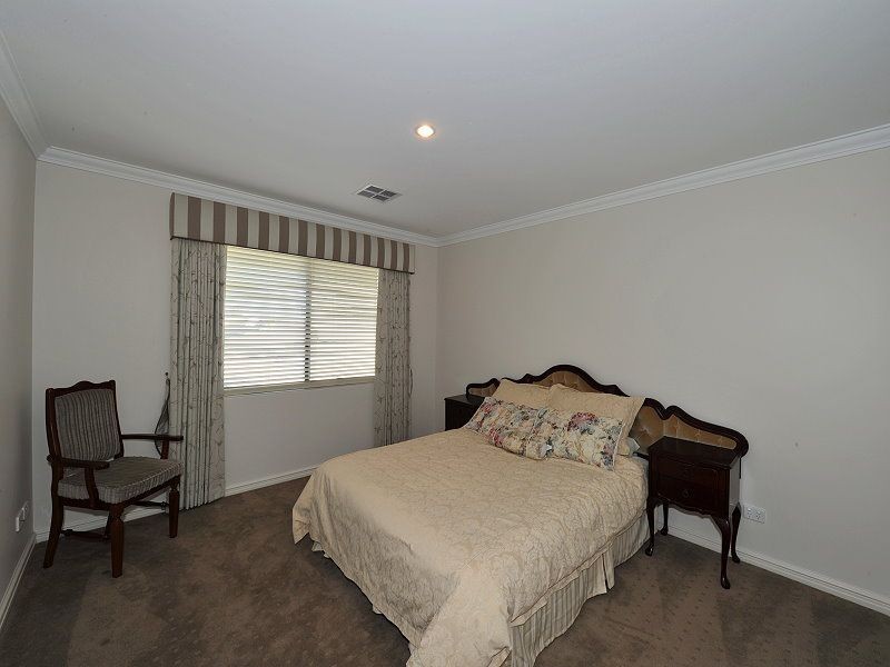 81 Avocet Island, Wannanup WA 6210