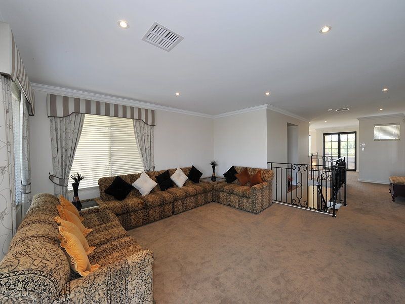 81 Avocet Island, Wannanup WA 6210