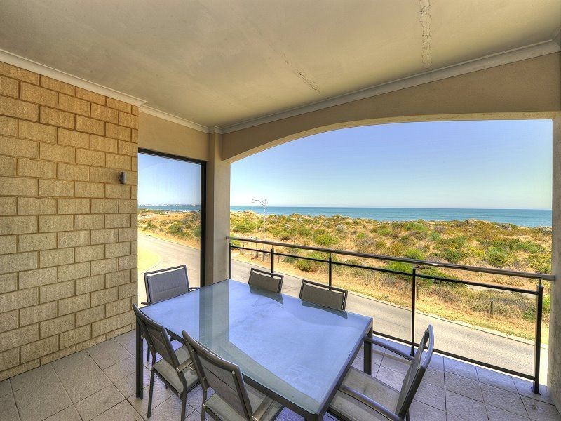 9 Abeona Parade, Madora Bay WA 6210