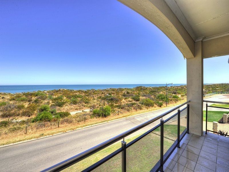9 Abeona Parade, Madora Bay WA 6210
