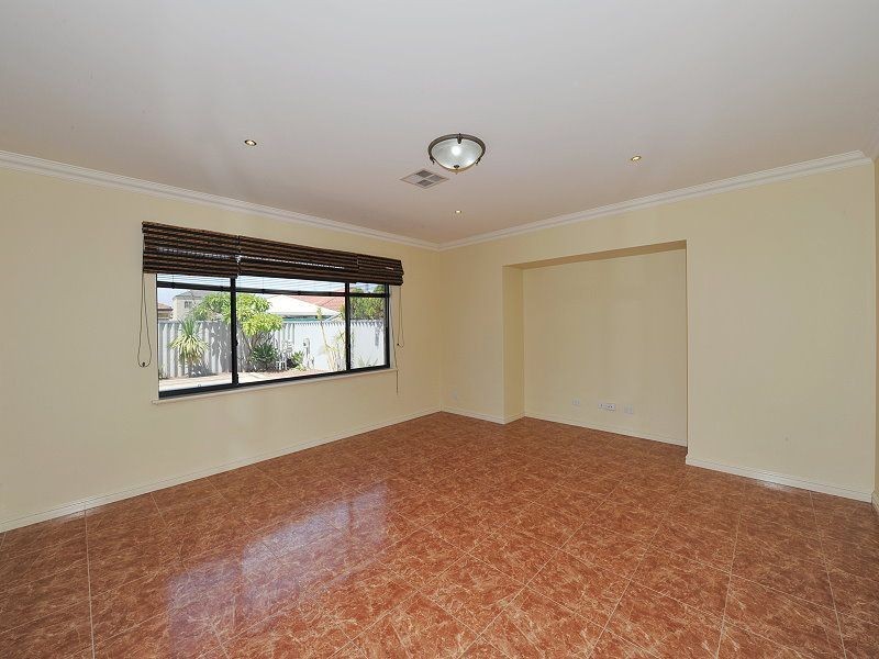 53 Ronsard Drive, San Remo WA 6210