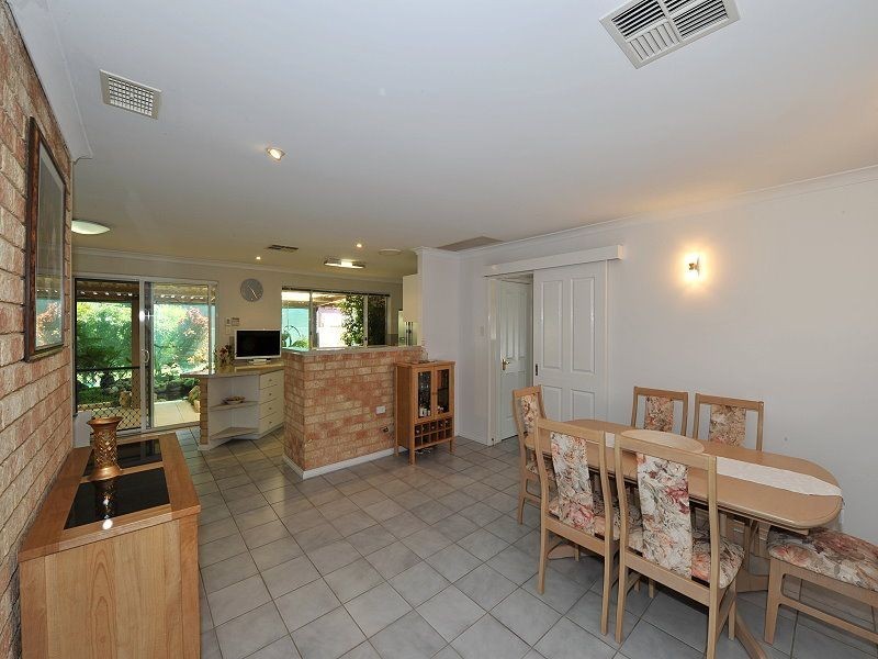 25 Success Street, Madora Bay WA 6210