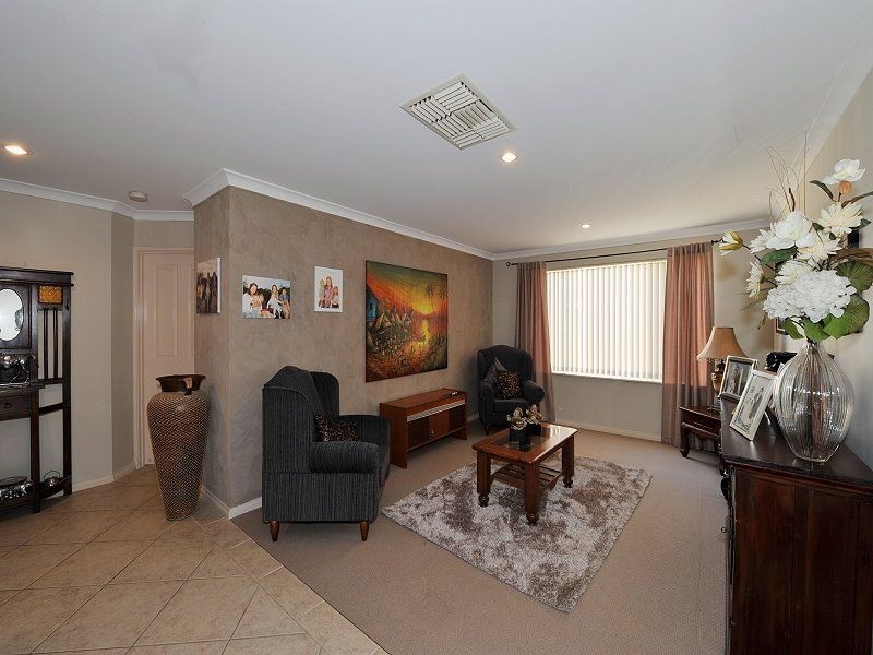 3 Brouwer Trail, Dudley Park WA 6210