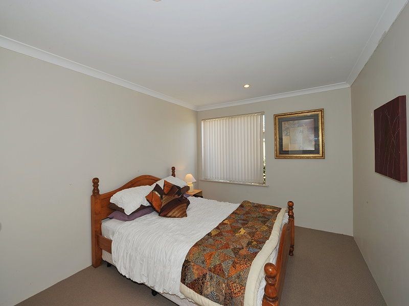 3 Brouwer Trail, Dudley Park WA 6210