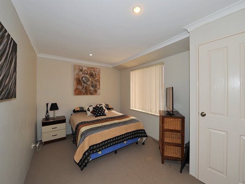 3 Brouwer Trail, Dudley Park WA 6210