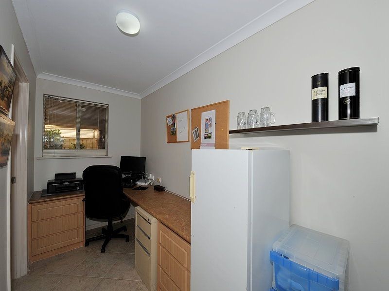 3 Brouwer Trail, Dudley Park WA 6210