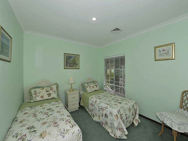 69 Waterside Drive, Dudley Park WA 6210