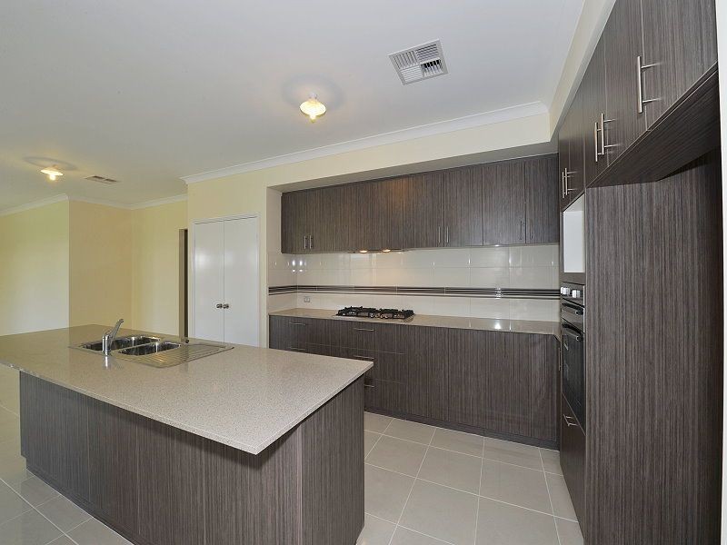 34 Skylark Loop, Erskine WA 6210