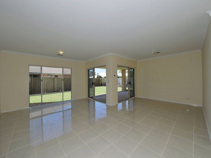 34 Skylark Loop, Erskine WA 6210