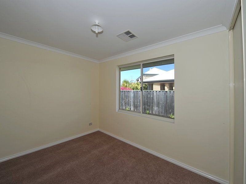 34 Skylark Loop, Erskine WA 6210