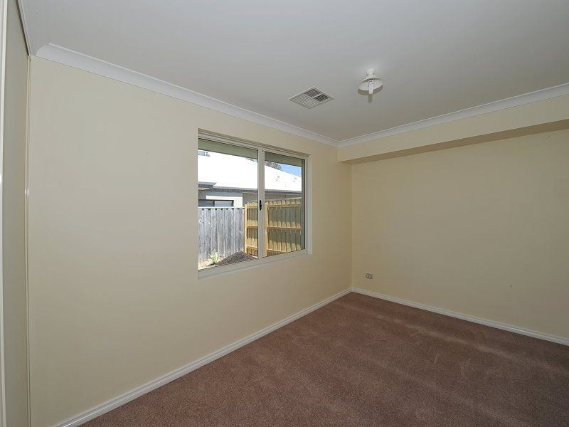 34 Skylark Loop, Erskine WA 6210