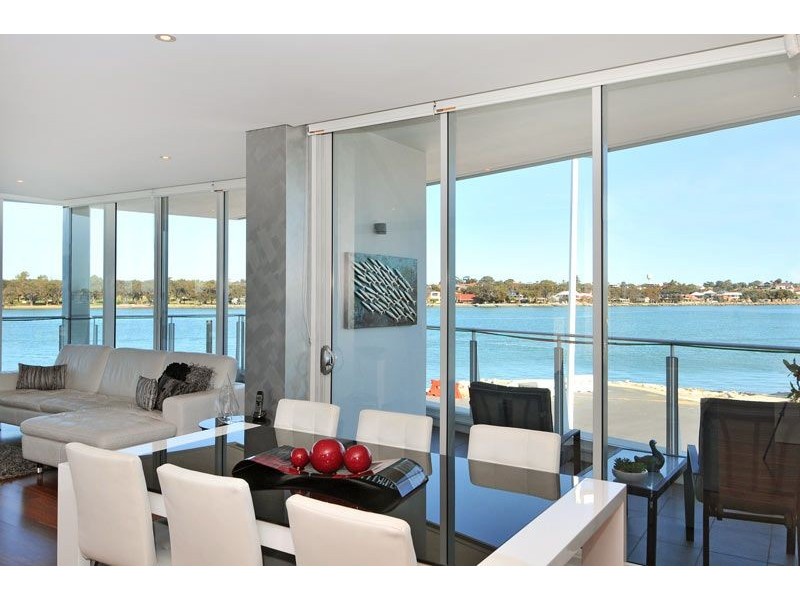 201/5 Marco Polo Drive, Mandurah WA 6210