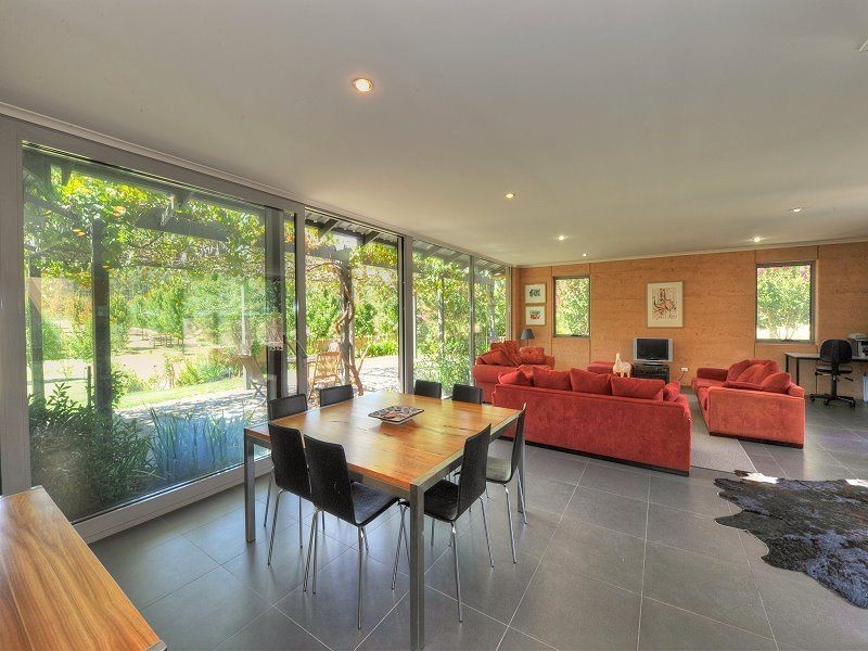 70 Holyoake Road, Dwellingup WA 6213