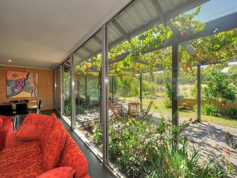 70 Holyoake Road, Dwellingup WA 6213