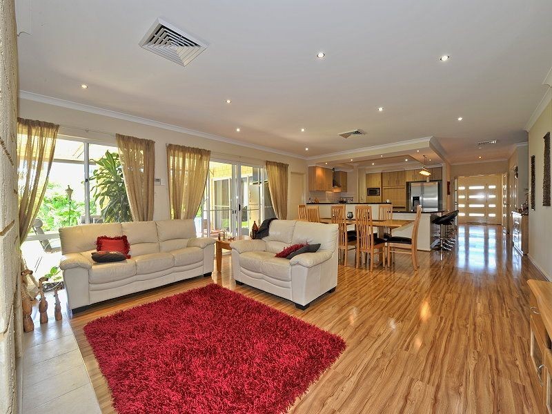 3 Ash Court, Halls Head WA 6210