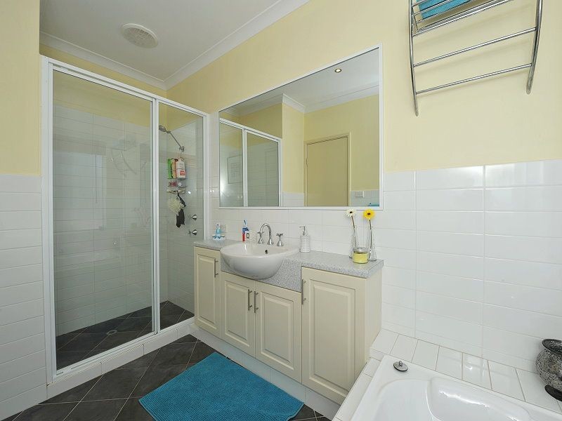 3 Ash Court, Halls Head WA 6210