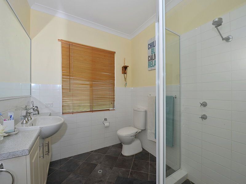 3 Ash Court, Halls Head WA 6210