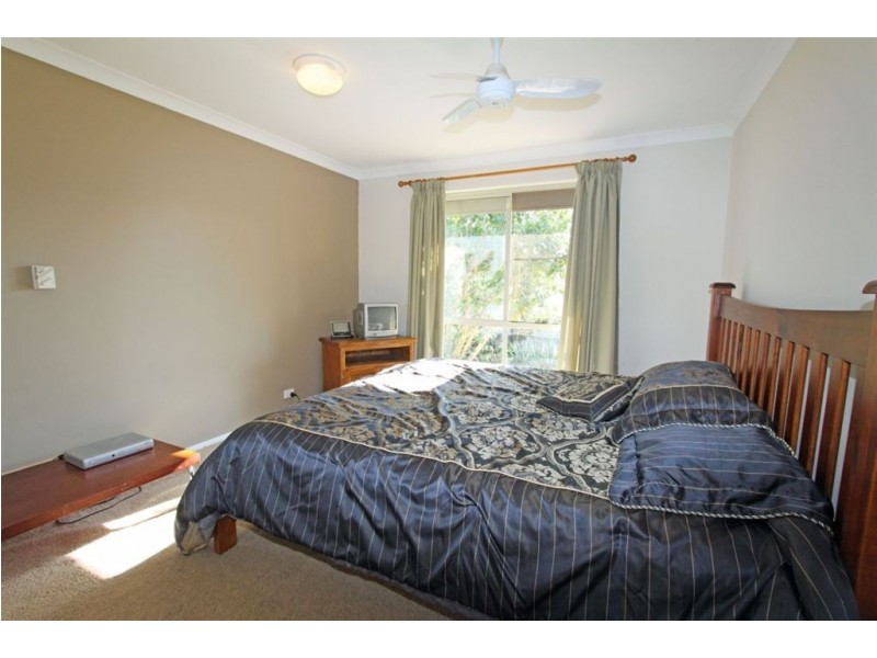 5 Maitland Close, Halls Head WA 6210