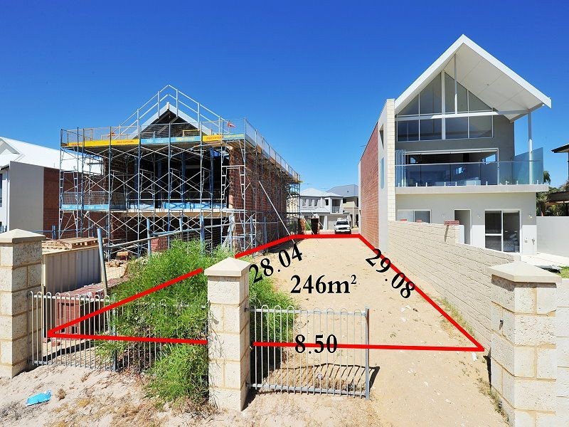 2/68 Hickman Road, Silver Sands WA 6210