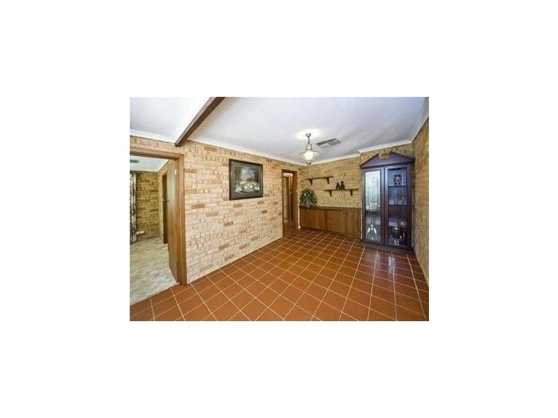 5 Knight Place, Waroona WA 6215