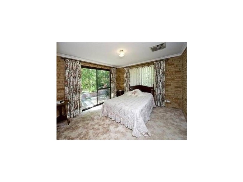 5 Knight Place, Waroona WA 6215