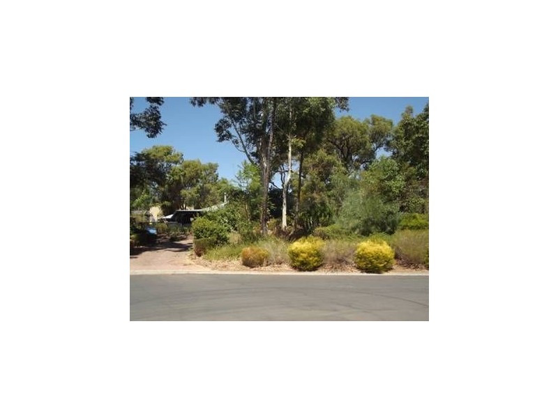 5 Knight Place, Waroona WA 6215