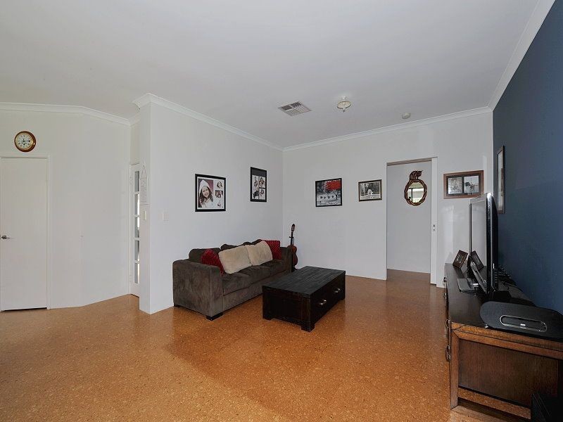 19 Bibbulmun Meander, Ravenswood WA 6208