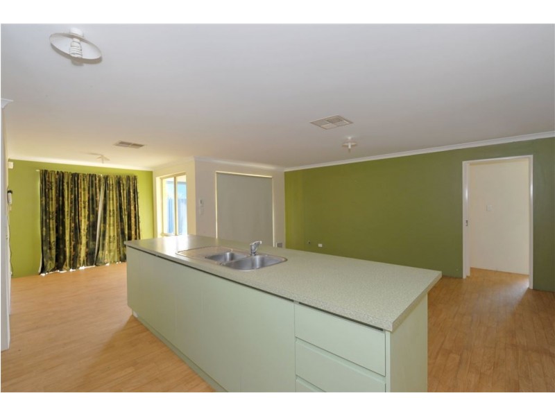 8 Bramley Copse, Dawesville WA 6211