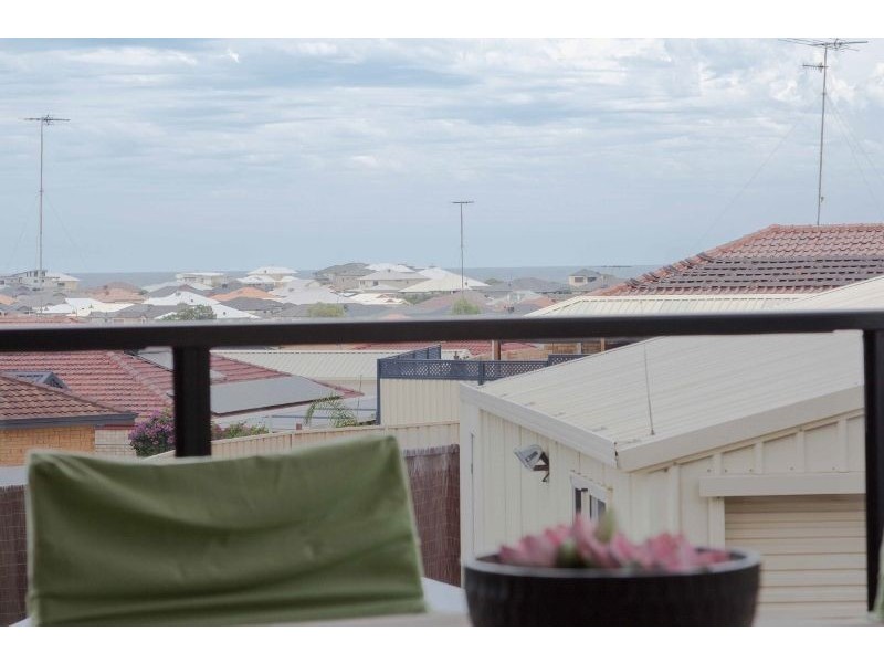 7 Nettle Place, Halls Head WA 6210