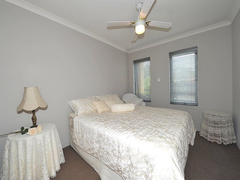 17 Nankeen Approach, Dudley Park WA 6210