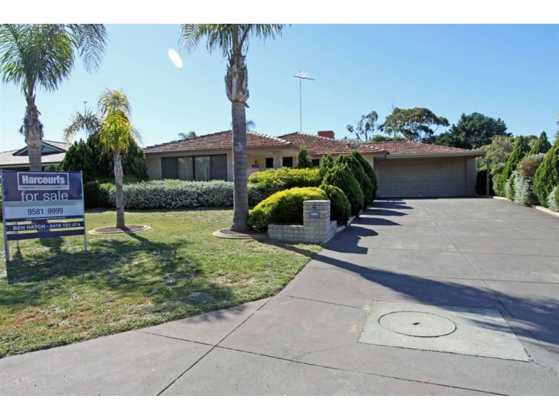 40 Arundel Drive, Halls Head WA 6210