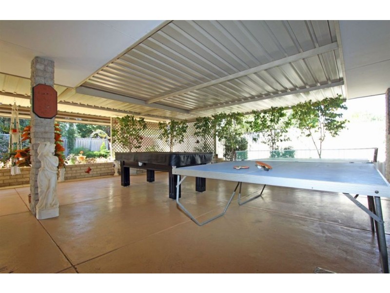 40 Arundel Drive, Halls Head WA 6210