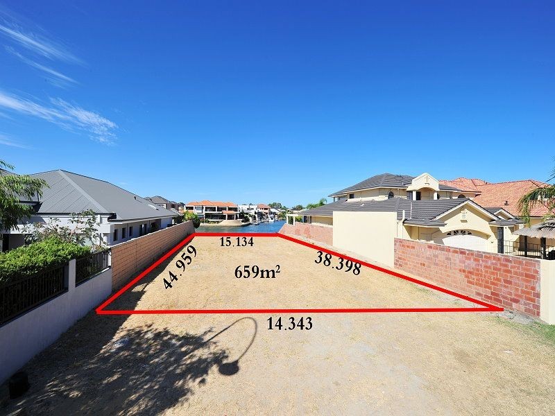 15 Finistere Island Retreat, Halls Head WA 6210