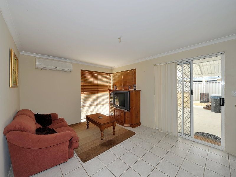 165 Oakmont Avenue, Meadow Springs WA 6210