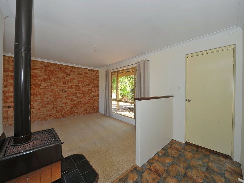 6 Bannister Court, Wannanup WA 6210
