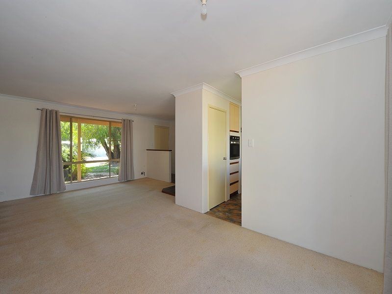 6 Bannister Court, Wannanup WA 6210