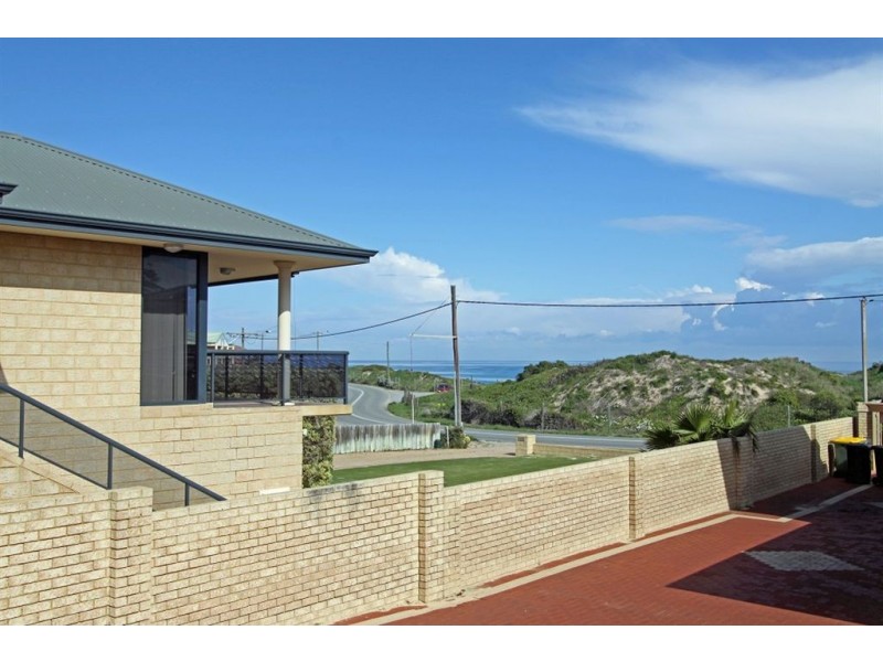 50B Halls Head Parade, Halls Head WA 6210