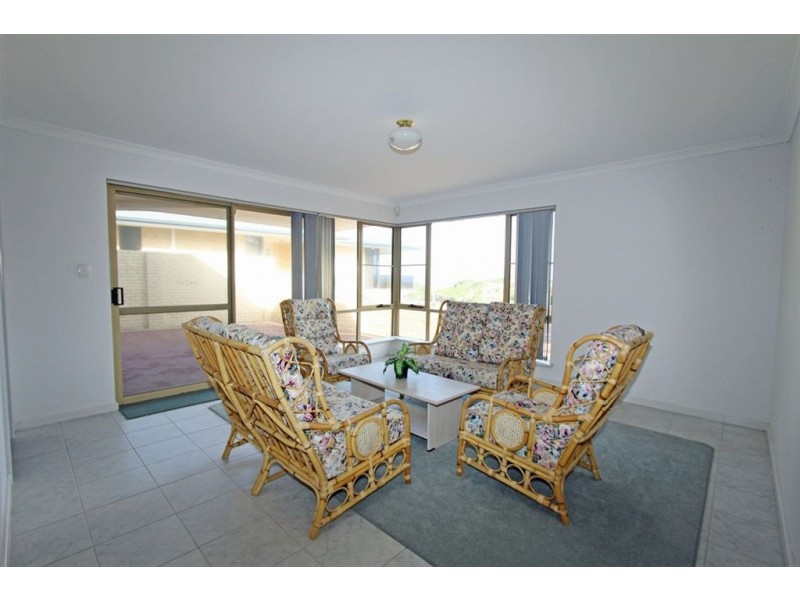 50B Halls Head Parade, Halls Head WA 6210