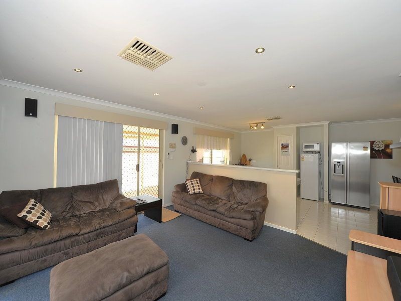 13 Ammerdown Place, Erskine WA 6210