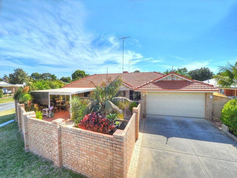 1 Sunningdale Chase, Meadow Springs WA 6210