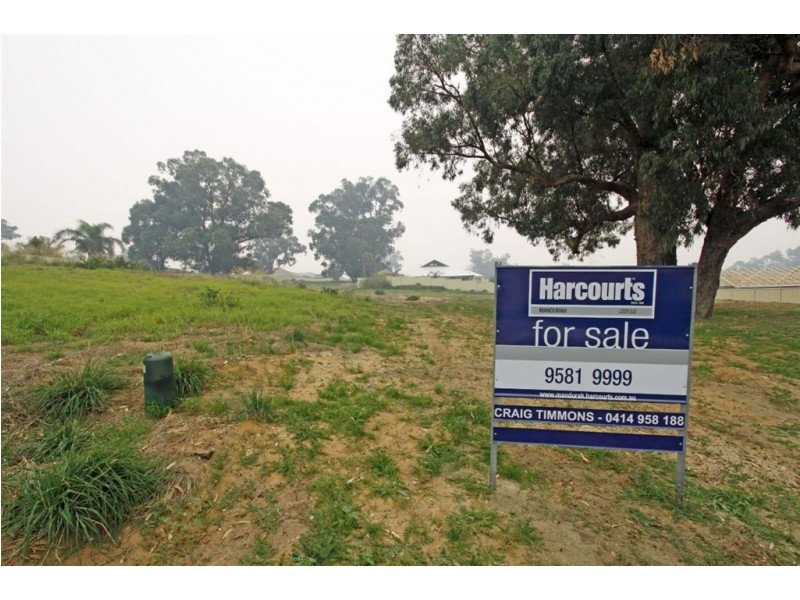 5 Gillen Chase, Lakelands WA 6180