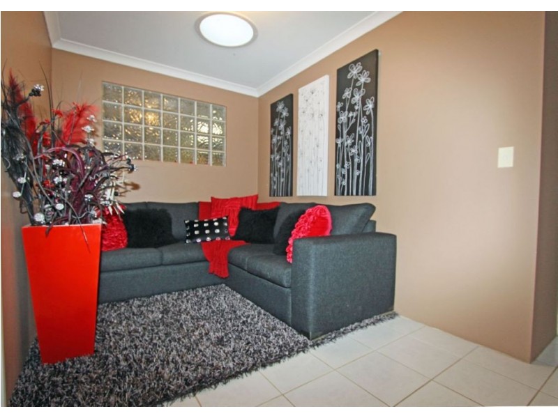 13 Kedron Place, Greenfields WA 6210