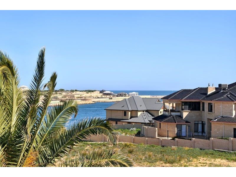 12 Captain Court, Wannanup WA 6210