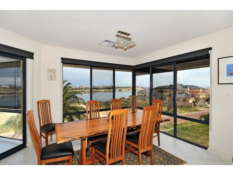 12 Captain Court, Wannanup WA 6210